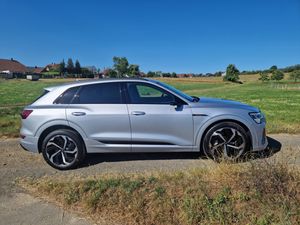 Übernahme AUDI etron S-Line 55 quattro 300kw Leasingübernahme