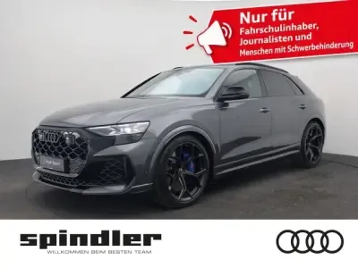 Audi RSQ8 performance für Sonderabnehmer/Fahrschulen Leasing