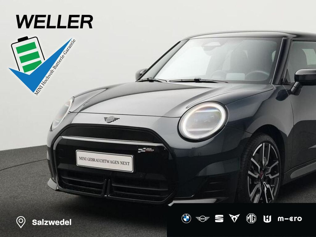 MINI JCW Trim,Paket M,HUD,RFK,LED,Pano,Navi Leasing