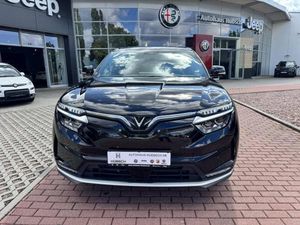 VinFast VF8 AWD Plus Leasing