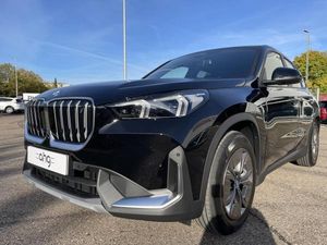 BMW iX1 eDrive20 Navi /  NEU / CURVED Display / RFK / 2025 AKTION Leasing