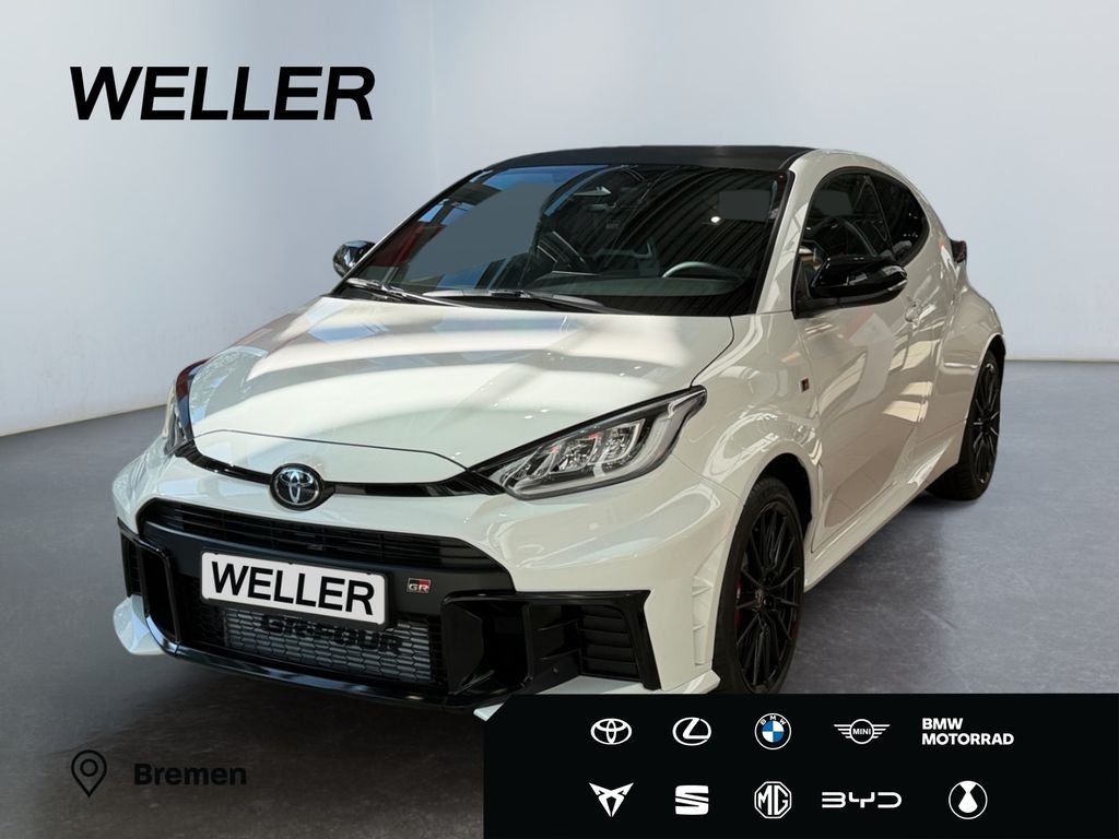 Toyota Yaris 1,6l P 280 PS 6 M T 4x4 3 türig HIGHPERFOR Leasing