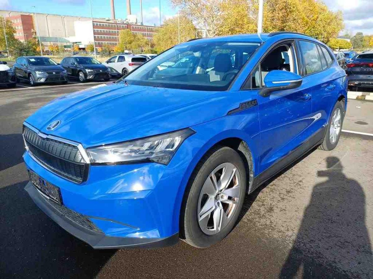 Skoda ENYAQ iV 50 109kW - Loft Navi Kamera LED DAB Einparkhilfe MFL LM Keyless Leasing