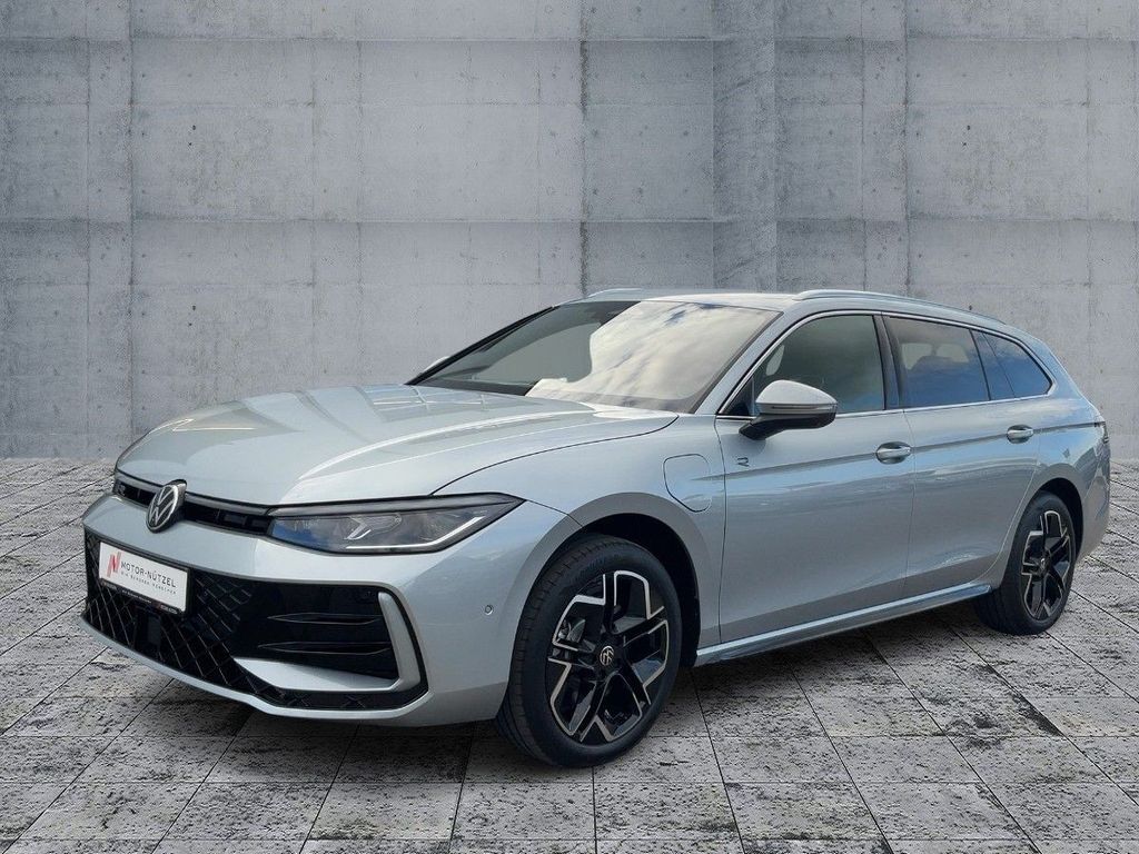Volkswagen Passat Variant R-Line 1.5 l eHybrid DSG AHK*IQ.L Leasing