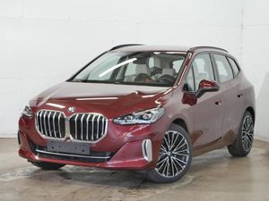 BMW 220 i Active Tourer Navi, LED, AHK, Keyless,, Parkass., uvm.