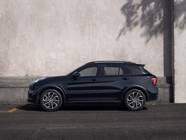 LYNK & Co 01 CORE / E-PRÄMIE! / ALLE FARBEN! Leasing