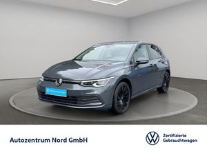 Volkswagen Golf VIII 1.5 eTSI DSG Style NAVI+LED+ACC+KAMERA