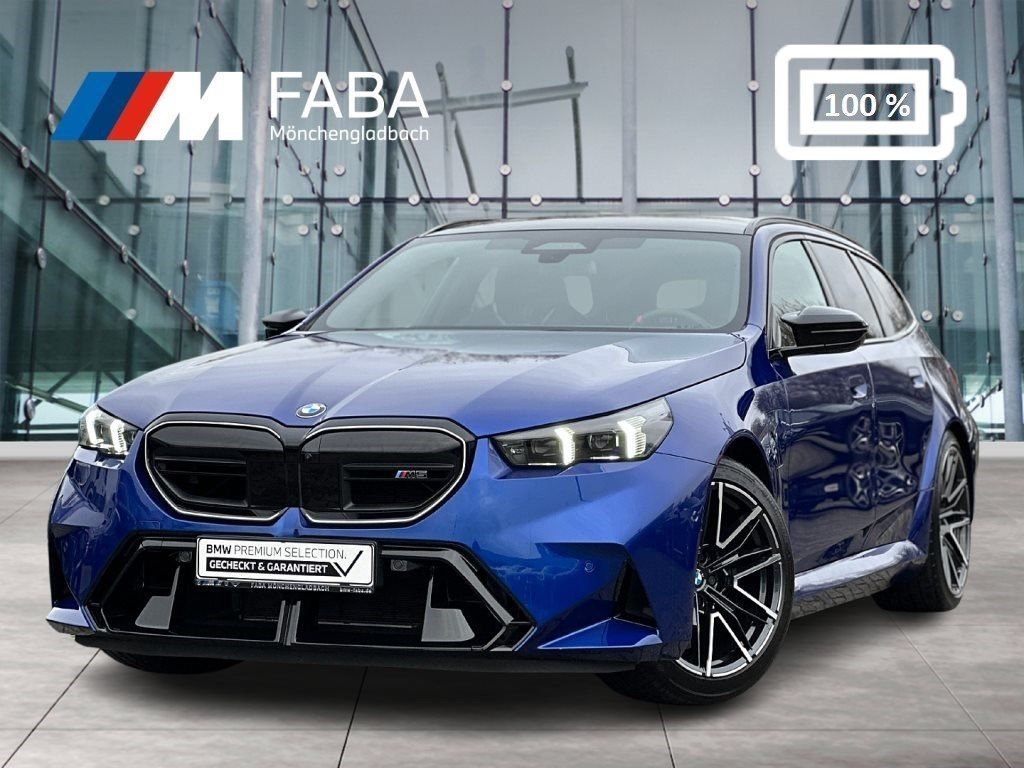 BMW M5 Touring M Drivers P. DAB LED RFK Komfortzg. Leasing