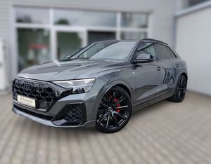 Audi Q8 TFSI e quattro 360 kW S line/23"/Pano/AHK/0,5