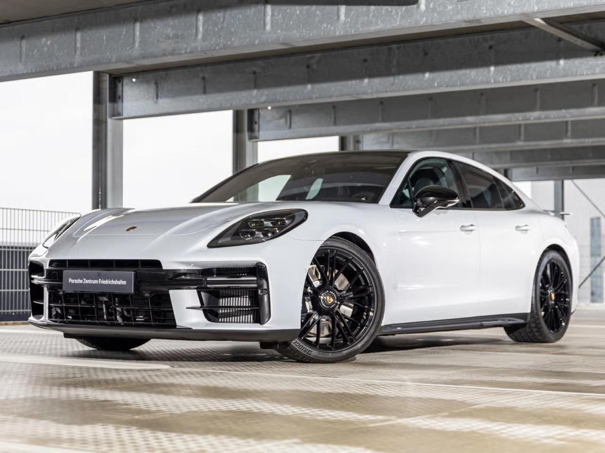 Porsche Panamera GTS *HA-Lenkung, HUD, Stdhzg, Pano, Chrono, Sitzbe Leasing