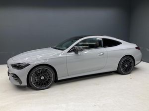 Mercedes-Benz CLE 200 Coupé Edition AMG Burmester Panodach Digitallight Leasing