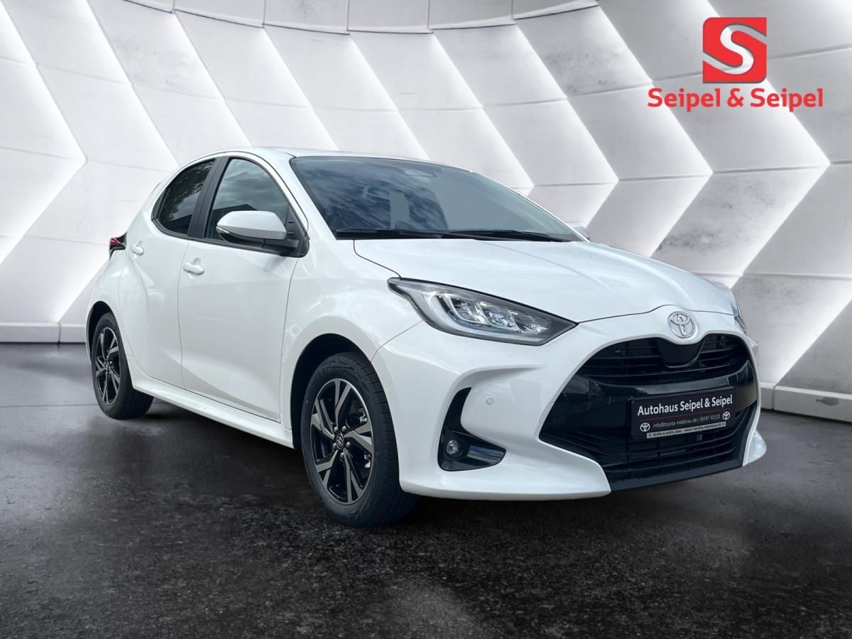 Toyota Yaris Teamplayer-Comfort Paket-Sofort Verfügbar-Sonderrabatt Leasing