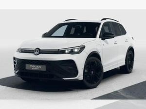 Volkswagen Tiguan R-Line 1.5 eHybrid 177 PS+116 PS *BLACK STYLE*AHK*HD-MATRIX*20 ZOLL*70.615€
