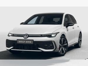 Volkswagen Golf GTE 1.5 TSI eHybrid 177 PS+116 PS *BLACK STYLE*MATRIX*LEDER*AHK*PANO*DCC*60.690€* Leasing