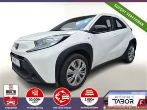 Toyota Aygo (X) X 1.0 VVT-i 72 CVT ACC SmartCo Kam Klima