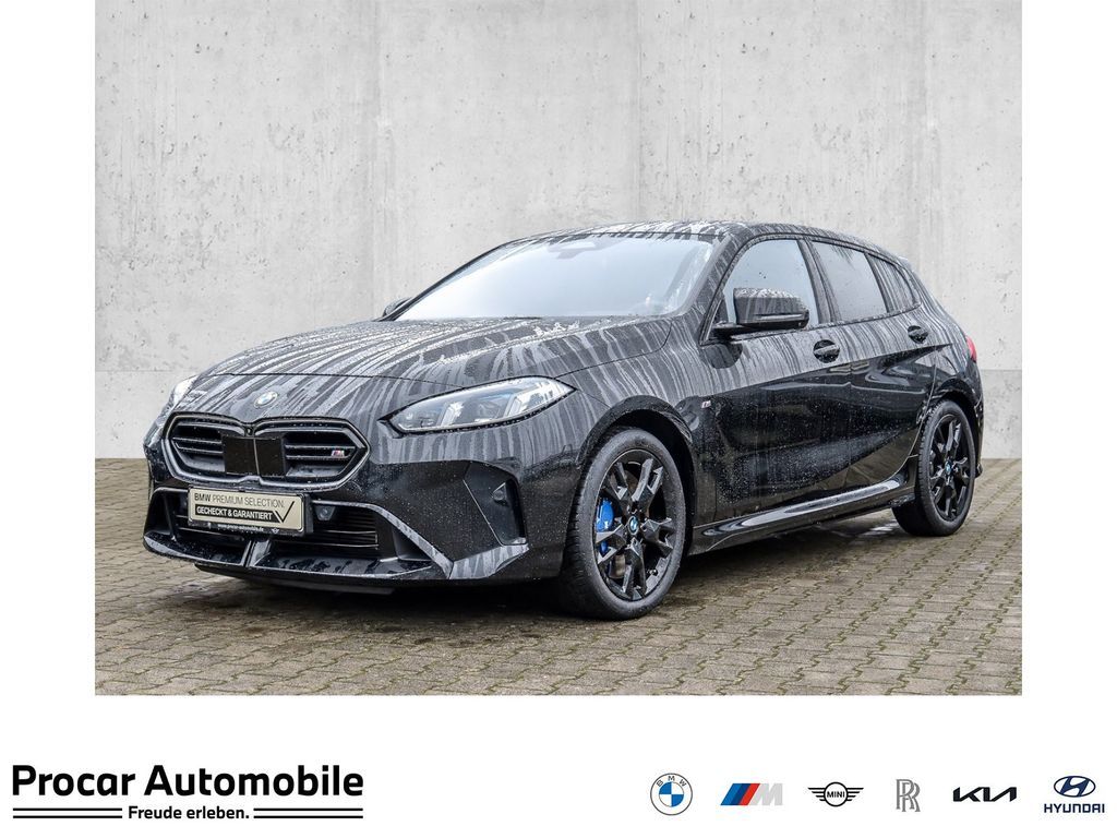 BMW M135 xDrive LC Prof. Pano HUD DRA+ PA+ HiFi DAB Leasing