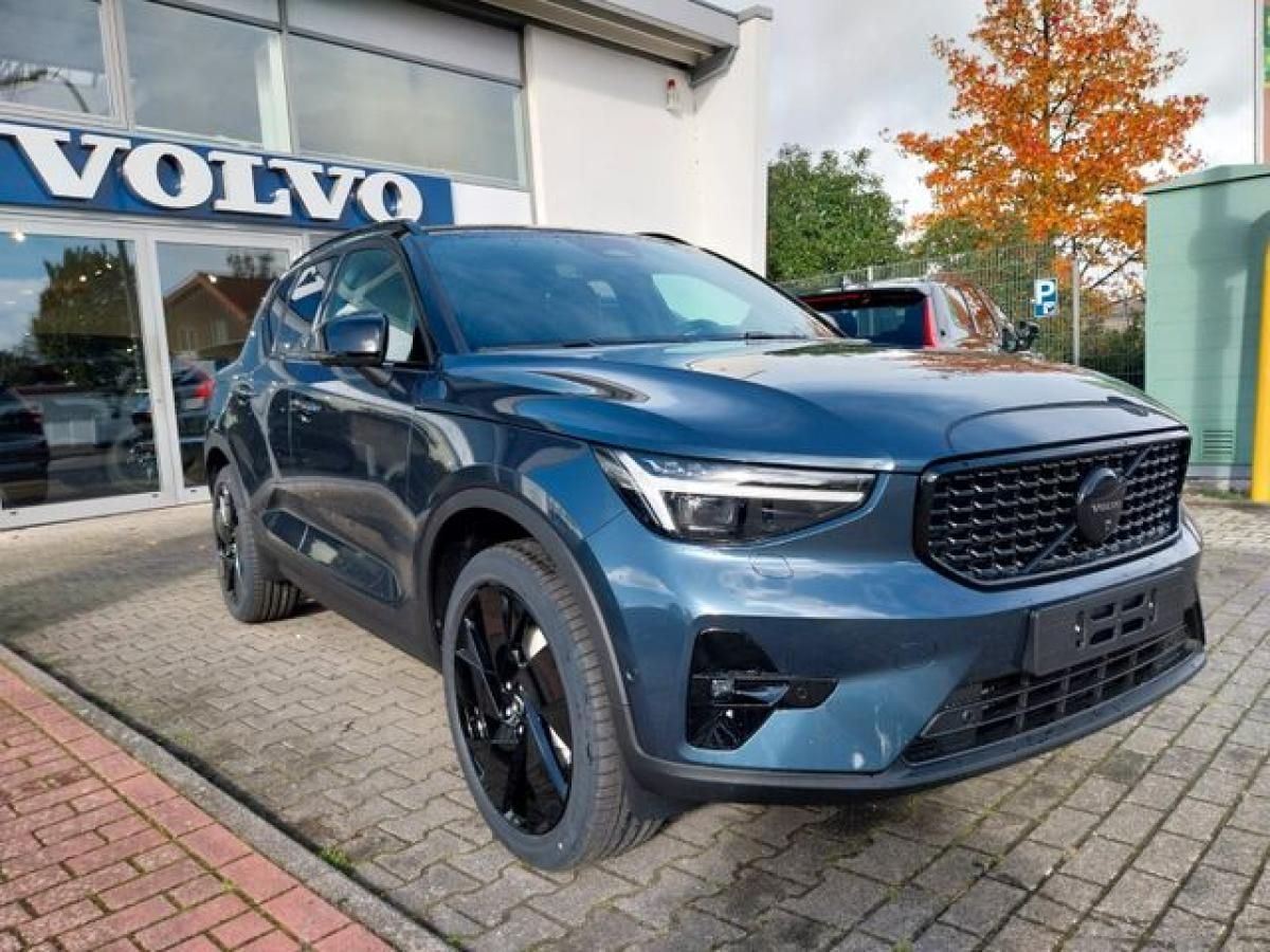 Volvo XC40 B4 Ultra Black Edition Leasing