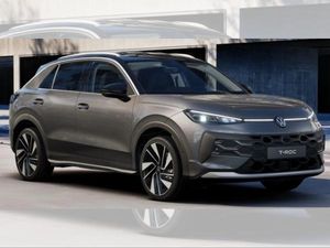 Volkswagen T-Roc Style 1.5 eTSI  - IQ Drive Paket (Mettmann)