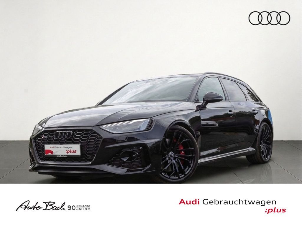Audi RS4 Avant Matrix Sportfahrwerk Sportabgasanlage Leasing