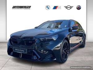 BMW M5 Touring Dark Emerald Met. I M Carbon Bremse I