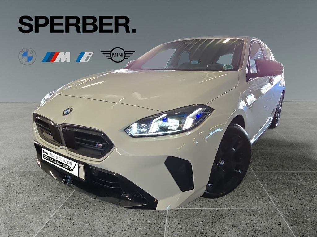 BMW M135 xDrive Harman Kardon*Driving A Prof*Head Up Leasing