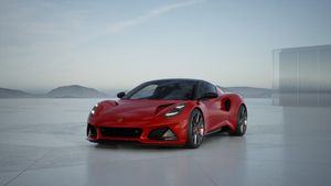 Lotus Emira i4 First Edition Leasing