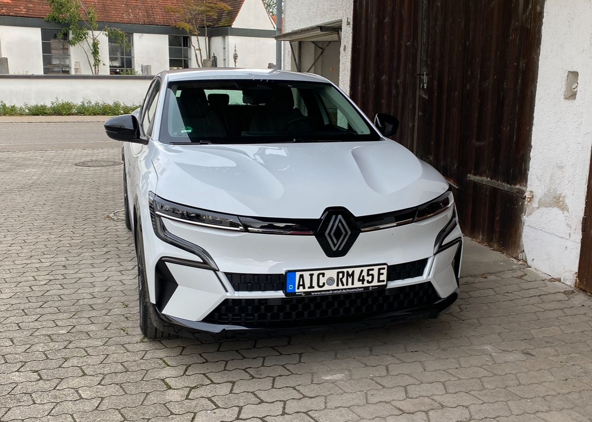Renault Megane E-Tech 40kw Leasingübernahme