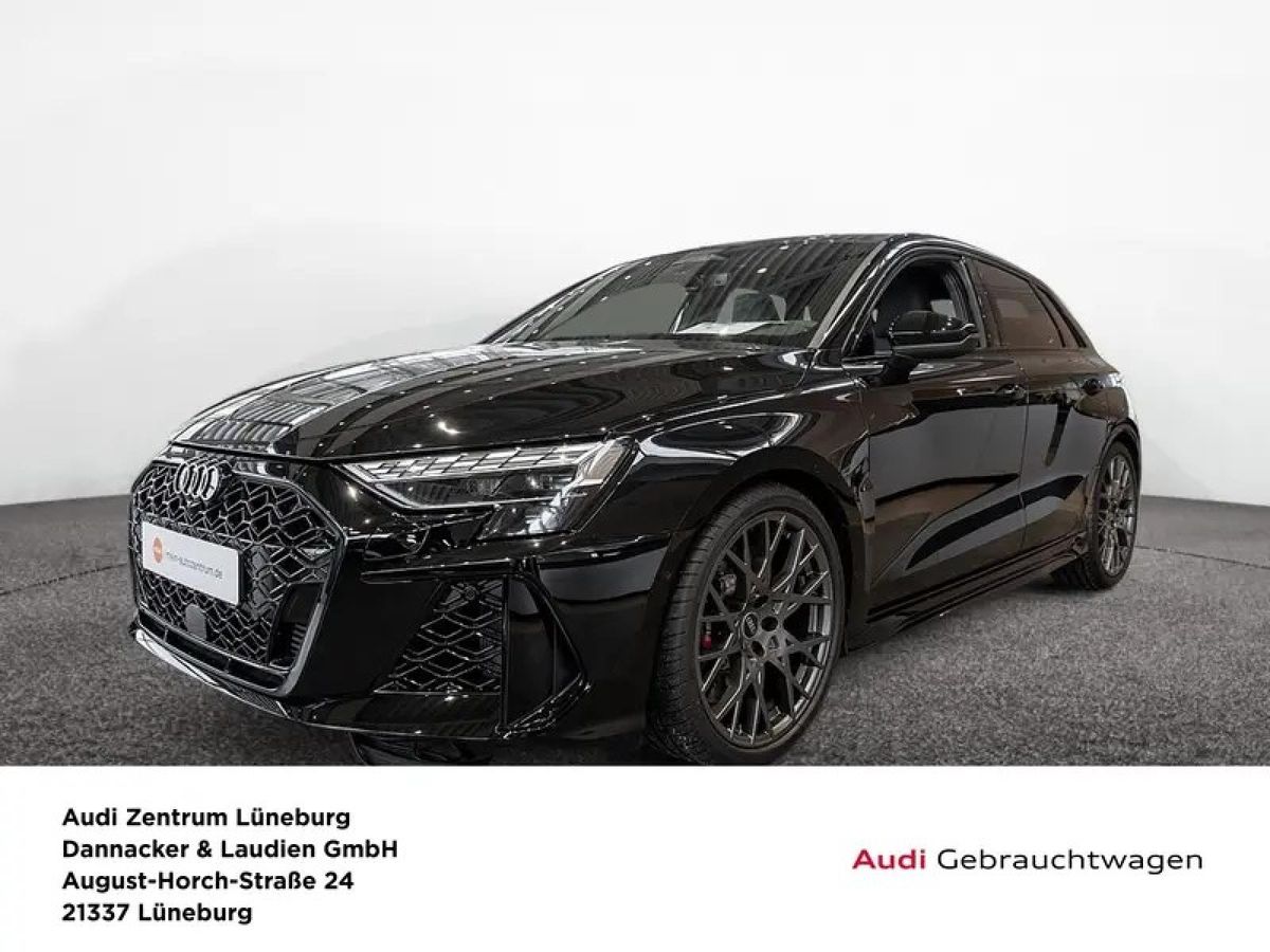 Audi RS3 Sportback 294 kW Sonos Sportabgas Pano Winterräder Leder Leasing