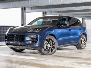 Porsche Cayenne Black Edition **AKTION!! NUR ANFRAGEN BEI 100% BESTELLABSICHT** *Sport Design Black, 4x SHZ, AHK, CH