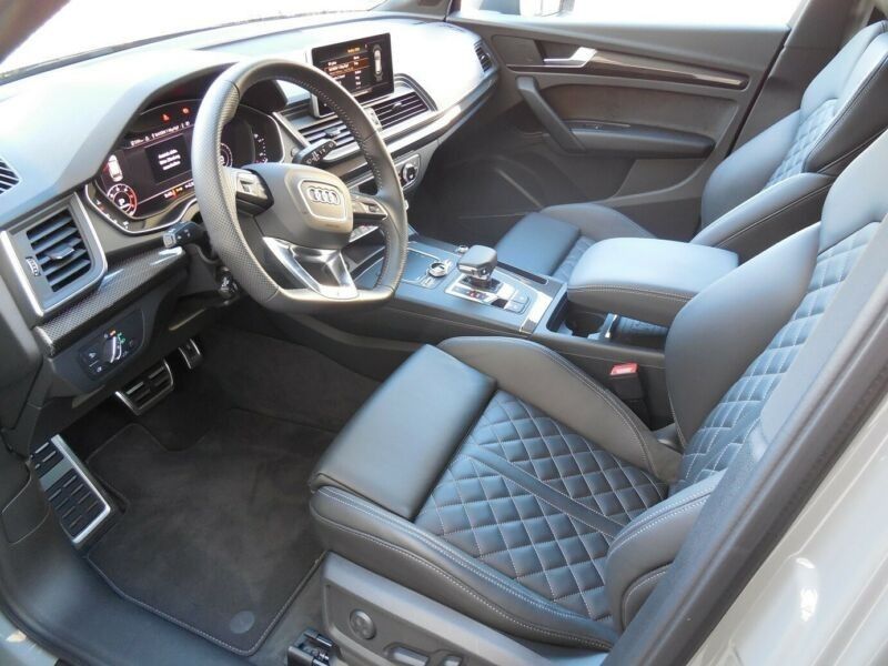 Audi Q5 55 TFSI e quattro S tronic Hybrid Auto-Abo