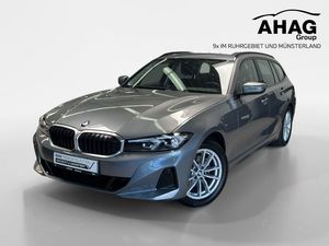 BMW 320i Touring
