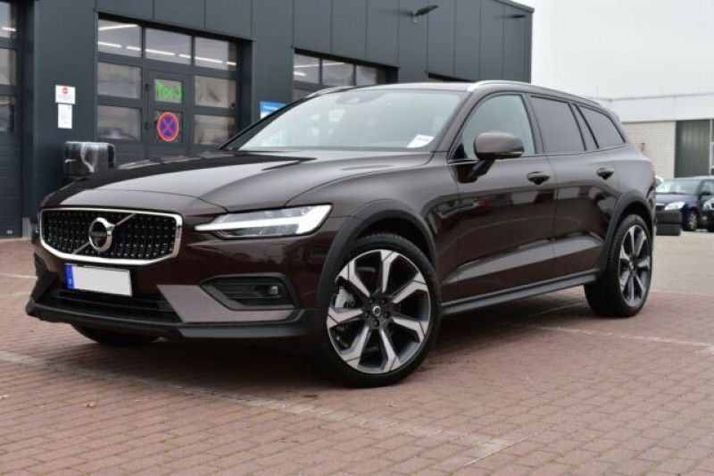 Volvo V60 B4 AWD Geartronic Cross Country Pro Auto-Abo