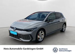 Volkswagen Golf VIII 1.5 TSI DSG GTE Black Style AHK/LED/PD