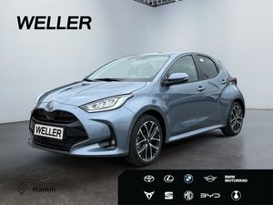 Toyota Yaris Hybrid Teamplayer *LED*CAM*SHZ*ACC*LENKRAD