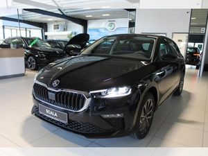 Skoda Scala Tour 1,0 TSI DSG Matrix NAVI PDC DAB Kessy 18 Zoll Leasing