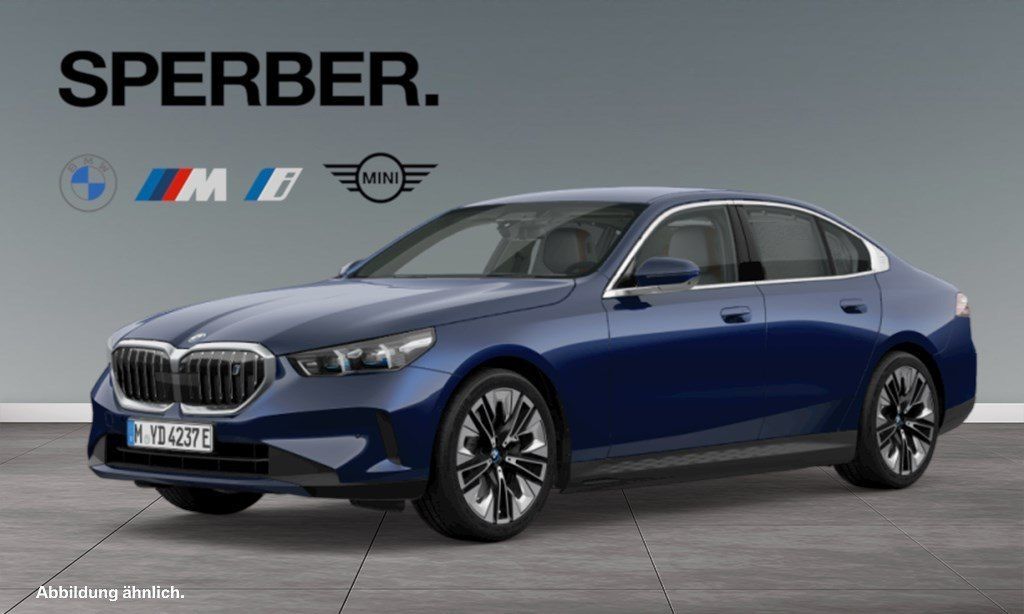 BMW i5 xDrive40 20 Zoll*Sitzbelüftung*360 Kamera* Leasing