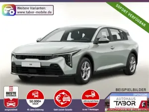 Kia K4 MT SHZ ACC Nav LED Kam Keyl 2xPDC LM16 CarPl