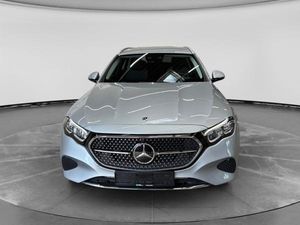 Mercedes-Benz E 220 T NAVI/SHZ/LED *SOFORT*