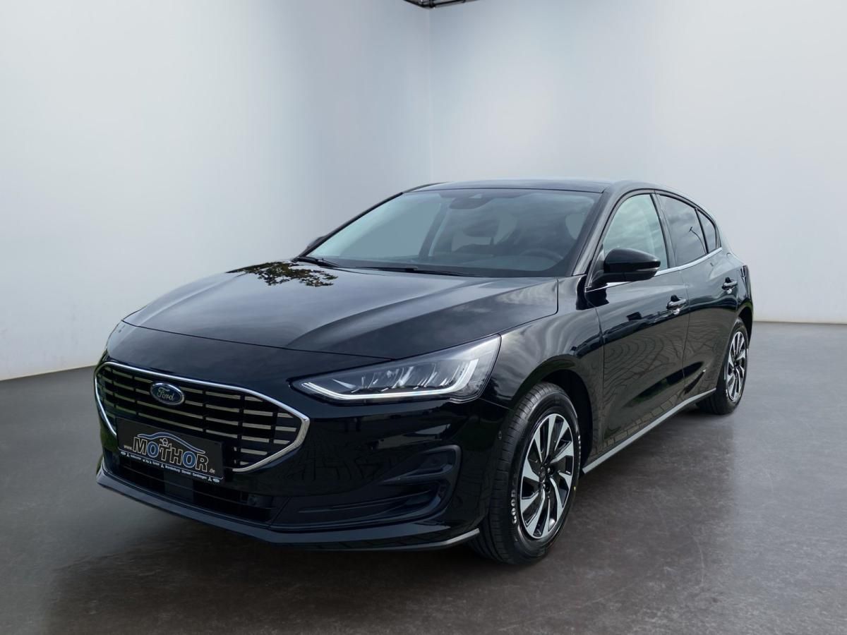 Ford Focus mit Fahrerassistenz und Easy-Paket,Panorama Dach Leasing