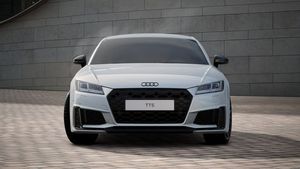 Audi TTS Coupe competition plus || NUR FÜR SONDERABNEHMER ||SOFORT VERFÜGBAR || Leasing
