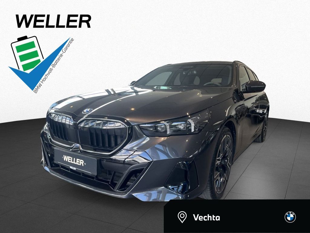 BMW 550e xDr T M SPORT PRO AdLED,AHK,Pano,B&W,DAPro Leasing