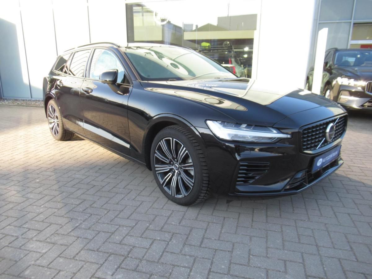 Volvo V60 Ultra T8 AWD Plug-in Hybrid Dark Leasing