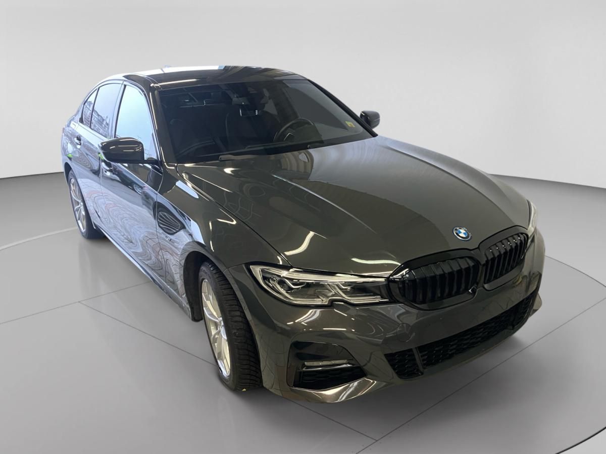 BMW 320 Sofort verfügbar*Haustürlieferung*M-Sport Ausstattung*Innovationspaket*Parking-Assistant Leasing