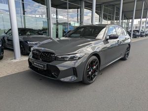BMW M340 i xDrive Touring Black Package