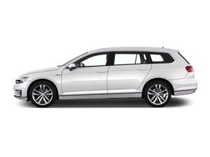 Volkswagen Passat R-Line 1,5 eHybrid DSG | Black Style | IQ