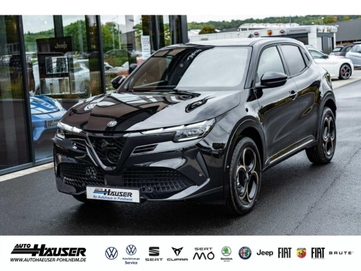 Alfa Romeo Junior Ibrida Q4 INTENSA 1.2 VGT EL. HECKKL. NAVI KAMERA ACC MATRIX-LED ALLRAD Leasing