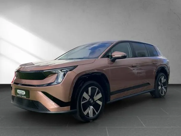 Skoda Peaq 90 Selection *PRIVAT*0,25%*SOFORT* l AHK l WÄPU l SONOS l LEDER l MATRIX l HUD l 360° l
