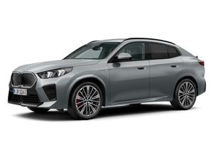 BMW iX2 xDrive30 LEASINGAKTION 8-Fach Bereift