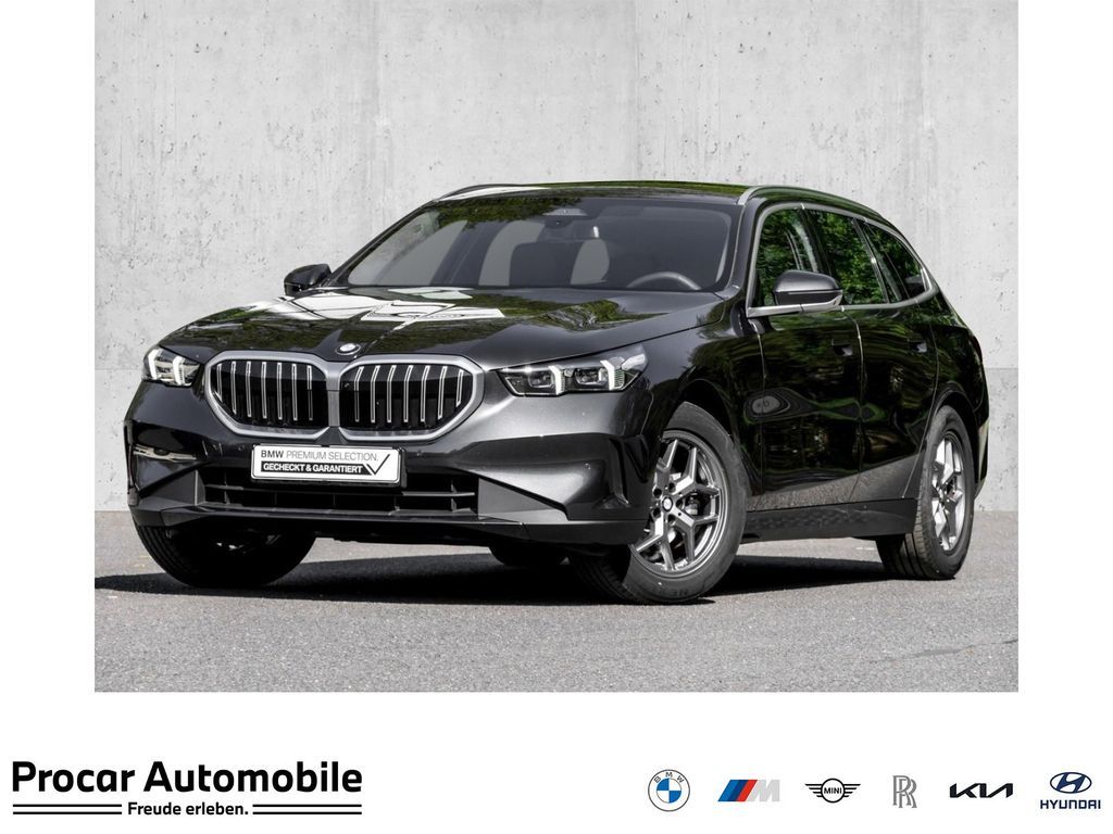 BMW 520i TOURING+H/K+DA+360°+AMBI+KOMFORTZG Leasing
