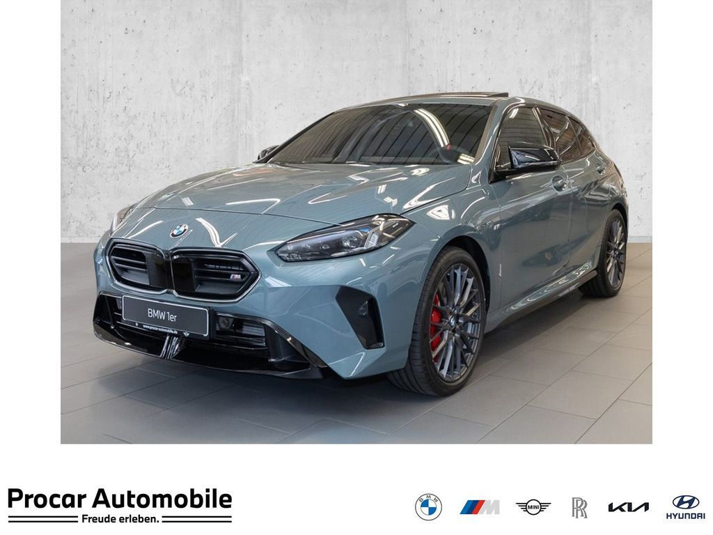 BMW M135 xDrive MSport PANO AHK HuD HK HiFi DAB LED Leasing